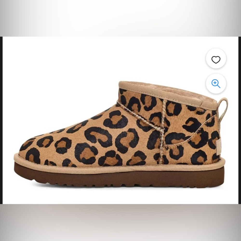 Uggs size 7 brand new